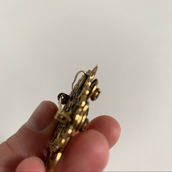 Vintage Ruby Red Gold Bronze Broach Pin Pendant No Markings or Brand - Picture 6 of 10